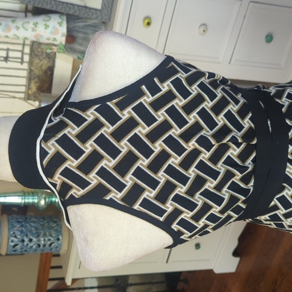 Diane Von Furstenberg x Target Black/Tan/White Geometric Sweater Knit Midi Dress - Picture 10 of 13